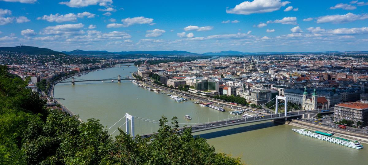 Budapešť
